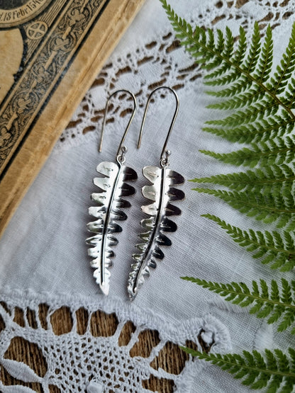 Silver Fern dangling earrings