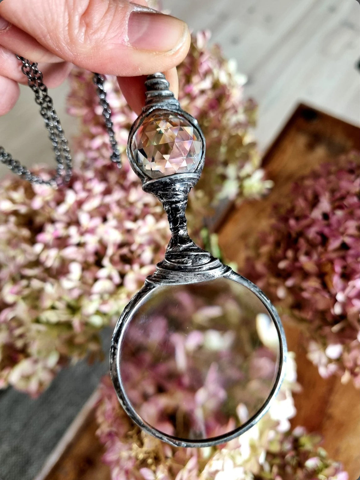 Magnifying Loupe Necklace, Magnifier Glass Pendant with Prism